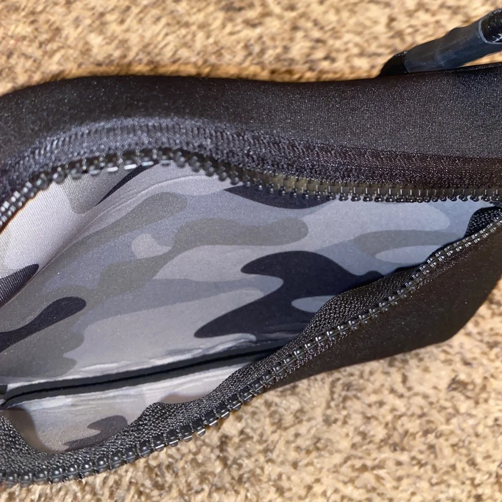 Haute Shore Greyson Rogue Neoprene Tote Bag with matching mini bag - Picture 6 of 8